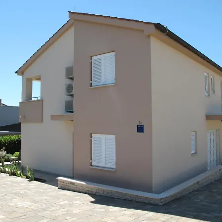 Apartment Mia Krk Krk Town