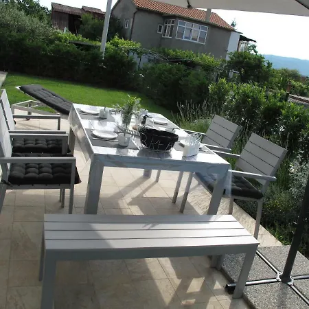 Mia Krk Apartman *