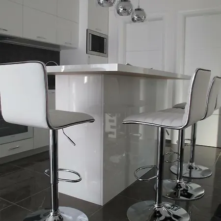 Mia Krk Apartman *